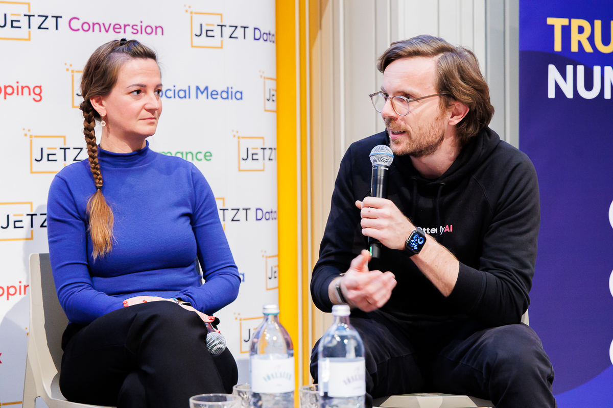 Thomas Peham on a panel